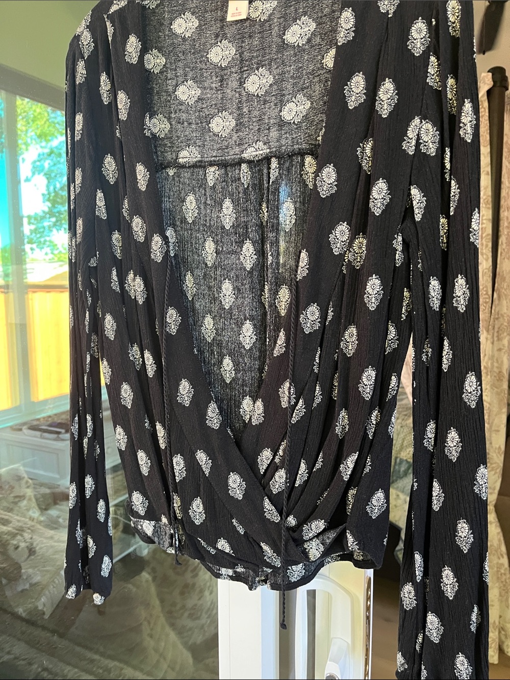 Mossimo Supply Co. Top Large Black White Floral Medallion Wrap Tassels - Picture 5 of 13